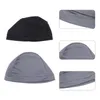 Tampas de ciclismo Quick Dry Cap Cooling Sports Beanie Sweat Wicking Liner para homem mulher correndo caminhadas exercício (branco e