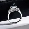 Pierścień Solitaire S925 Silver 4,6 ct moissanite Pierścień Trzy kamienne zaręczyny Wedding Fine Jewelryl231220