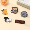 Brooches 2023 Cartoon Small Animal Badge Pufferfish Lifting Gun Design Clothing Bag Accessories Alloy For Women Anime Pins