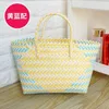 Shopping Bags 2023 Plastic Strapping Woven Handbag Vegetable Water Fruit Basket Stripe Color Matching Beach Fashion Women's Cabbage Frame