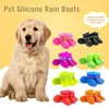 Vêtements de chien Chaussures de pluie colorées pour animaux de compagnie Portable Anti Slip imperméable Four Seasons Bottes en caoutchouc pour chiens Zapatos Para Perros Pequenos