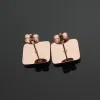 Rose Gold Luxury Women Earrings Designer Stud Classic Style Style Rostfritt stålörhängen Engagemang örhänge för lady gåvor grossist smycken