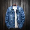 Vestes masculines veste hommes jeans bleu taboure de vêtements en manteau plus taille denim printemps automne jeune nouveau vêtements hippies décontractés vestets en denim en détressel231026