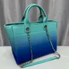 Designer Tote Bag Women Beach Bag Rainbow Bag Läder axelväskor Kedja Crossbody Luxurys Kvinna Totes stor kapacitet handväskor 35 cm 39 cm