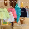 Pullover Spring Autumn Kids Casual Sweatshirts For Boys Girls Letter Tryck Långärmar toppar barn sport casual tröja baby klädl231215