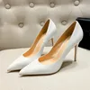 Klänningskor Spring Party Wedding Woman High Heels äkta läder spetsigt tå mogna kontorslady eleganta sko pumpar stor storlek a003 231219