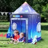 Tents Rocket Ship Tent per bambini Playhouse a tema per bambini Playhouse per esterni per esterni per bambini pieghevole Tenda da campeggio Birthday Toyer Q231220