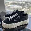 Platforma Lady Sneakers Domens Designer Bute Buty swobodny bielą białe kobiety płaskie buty koronkowe skórzane tenisówki trenery siłowni