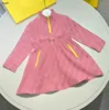 Vestido de niña de marca Diseño de cintura vestidos para niños Tamaño 110-160 Falda de diseñador de bebé de manga larga Vestido de niño con media cremallera Dec10