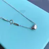 디자이너 브랜드 Tiffays Pure Silver 925 Acacia Bean Necklace 간단하고 세련된 세련된 쿨 다목적 칼라 체인