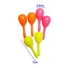 Mini Maracas Toys 24 pezzi Noisemakers Bomboniere per bambini Pinata Premi in classe Riempitivi per sacchetti 2,75 pollici Movimento musicale 231220