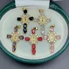 Hänghalsband säljer Crystal Zircon Virgin Guadalupe Cross Pendants Charms för smycken som gör religiösa halsband Tillbehörstillbehör