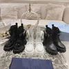 Designer-Stiefel, Luxusmarke, für Herren, dicke Sohle, bequeme, geprägte Pantoletten, modische Damen-Stiefel aus mattem Lackleder, umgekehrtes Dreieck, Marken-Lederstiefel