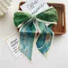 Foulards Printemps Été Bleu Vert Plissé Longue Petite Foulard En Soie Chemise Décorative Pour Femme Cravate Professionnelle Bande De Cheveux Minces Streamers