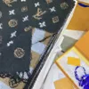 Trendência de moda de luxo de designer de alta qualidade Trendência feminina Lenço de inverno Lenço quente Lenque quente CARTA DE SHELE DE MULHERIA PRIMEIRA GRAFFITI TREEND SHAWL