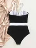 Porter 2022 Black New Sexy Female Swimsuit Vintage One Puce Push Up Solid Red Swimswear Femmes Remplies de baignade rembourrées Travail