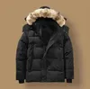 Mens Down Parkas Canada Puffer Kurtki mężczyzn Projektant prawdziwy Coyote Furt Outdoor Wyndham Windbreaker Jassen Ourowear Ouro -Ouro -Onyte