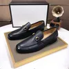 34Model Modische spitze Zehen-Designer-Kleiderschuhe für Herren, Loafer zum Hineinschlüpfen, formelle Schuhe, geprägter Lederschuh für Party