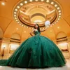 2024 Emerald Green Quinceanera Dresses Appliques Lace Beads Ball Gowns vestidos de 15 quinceane Off Shoulder Sweet 16 Gown