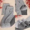 Chaussettes pour hommes 5 paires longues douces confortables résistantes à l'usure robustes décontractées simples mode noir grande taille mi-mollet