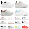 2024 Designer casual shoes mens women platform sneakers classic black and white thick bottoms trainer light blue red grey suede multicolor outdoor walking tennis