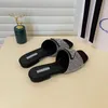 Trójkąt rhineston slipon sandałów projektant slajdów slajdów kobiet kapcie luksusowe letnie slajd ladies plaż