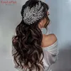 Hårklämmor Youlapan Sparkling Rhinestone Comb för Bridal Woman Wedding Crystal Headpiece Jewelry grossister Handgjorda huvudbonader HP613