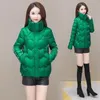 Kvinnors dike rockar Western-stil glansig bomull vadderad jacka kvinnlig kort2023 Autumn Winter Women Parkas Stand Collar Fashion Outcoat