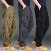 Pantaloni da uomo Primavera Autunno Casual Uomo Cargo Pantaloni larghi in cotone Tuta da uomo Jogging dritti multitasche Homme 5XL