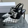 Sandalen Elegant Satin Plaid Spitzschuh Kristall Quadratische Schnalle Stilettos Kleid Schuhe Sommer Damen Leder Gefüttert High-Heel