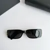 Woman Luxury Rectangular Sunglasses for Women Designer Fashion Small Square Unisex Sunglasses High Quality Sun Glasses Eyewear 0096 Come With Case