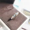 Nieuwe Designer Dames Ring Professionele Eternity Diamonique CZ Gesimuleerde Diamant Mode Ringen voor Vrouwen Klassieke Sieraden Verguld Roos Bruiloft Vakantie Geschenken