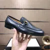 34Model Modische spitze Zehen-Designer-Kleiderschuhe für Herren, Loafer zum Hineinschlüpfen, formelle Schuhe, geprägter Lederschuh für Party