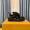 Erkek Ayakkabı Sneaker Mat Cowhide Lüks Tasarımcı Beyaz aynı renk dış tabanını boyutla eşleştiriyor35-47 NHYT00001
