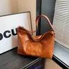 Sacs fourre-tout de luxe Boutique en ligne de Celins Sac à main avec peau de cire à l'huile épaule unique sous les bras grandes femmes populaires sur Internet Avec un vrai logo IDQN