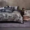 Copriletto Boy Cool 5 pezzi Stampa ad olio Leopardo Bianco Queen King Size Set di biancheria da letto di lusso King Designer Winter Worm Set di biancheria da letto Tessuto in stile europeo