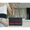 10A Original kvalitet Lyxvaror axelväska designer väskor 25 cm kvinna kaviar läder crossbody mode high-end chain bagss lady purse