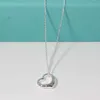 Designermärke TIFFAYS NECKLACE BOUTIQUE SMYELLTINER Valentines Day Gift Heart Shaped Sterling Silver High Edition med logotyp