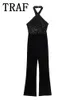 Grundläggande avslappnade klänningar Traf Black Sequin Jumpsuit Women Velvet Halter Backless Long Jumpsuits Woman 2023 Off Shoulder Elegant Party för 231219