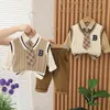 Conjuntos de roupas Bebê Meninos Roupas Crianças Camisola 3 Pcs Set Crianças Cardigan Colete Manga Longa Camisas Jeans Calças Meninos Roupas Meninos Outfit 231219