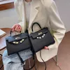 AKYLYLE Luksusowy projektant TOBE BORAM Generowanie Mini End Mom Casual torebka Oryginalna skórzana torba na krzyżową dla kobiet