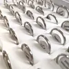 Clusterringen Groothandel 50 stuks Heren Dames 2 mm Roestvrij staal Feestcadeau Mooie slimme vinger