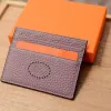 豪華なデザイナークラシックカードホルダー女性財布箱財布スムーズファッション本革カードホルダーコインプロパスウーマンポーチ