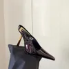 Lee 110mm Patent Leather Slingback Pumpar Gold-Tone Buckle Stiletto klackar Slip-On Women's Fashion High Heeled Luxury Designers Evening Party Shoes Factory Factorwear