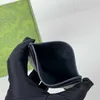 Män av högsta kvalitet Klassiska casual kreditkortshållare Cowhide Leather Ultra Slim Wallet Packet Bag For Mans Women With Box 231215