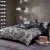 Copriletto Boy Cool 5 pezzi Stampa ad olio Leopardo Bianco Queen King Size Set di biancheria da letto di lusso King Designer Winter Worm Set di biancheria da letto Tessuto in stile europeo