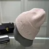 Bonnet classique en laine tissée pour femme, bonnet de styliste, en cachemire tricoté en V, officiel 1:1, chapeau chaud d'hiver pour homme, idéal en ligne, 2024