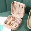 Organizador de jóias exibir caixas de jóias de viagem portátil caixa de jóias com zíper armazenamento de couro joyeros organizador de joyas 231220