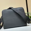 9A DesignerAlex Messenger Sac Taiga Crowhide Man épaule Pourse classique Style de luxe Qualité crossbody masculin Sac à main préférée