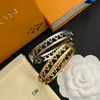 Luxury Womens Letter Bangle Box Packaging Boutique Jewelry New Fashion Style Gifts Bange Classic Designer Jewelry 925 Silver Plated Bracelet